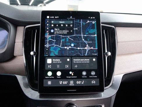 Certified 2025 Volvo XC90 T8 Plus w/ Protection Package Premier image 15