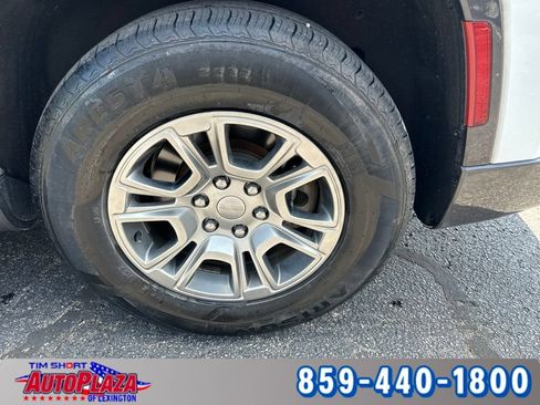 Used 2022 Jeep Wagoneer Series I AWD/4WD image 8