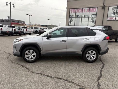 Used 2024 Toyota RAV4 LE AWD/4WD image 3