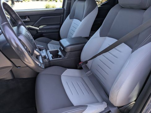 Used 2024 Toyota Tacoma TRD Sport AWD/4WD image 26