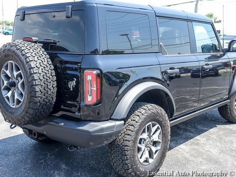 Used 2024 Ford Bronco Badlands AWD/4WD image 8