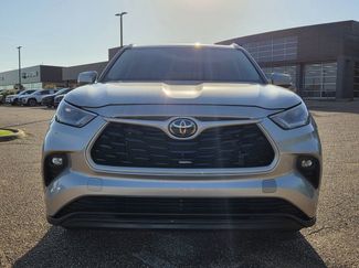 Used 2024 Toyota Highlander XLE AWD/4WD video 2