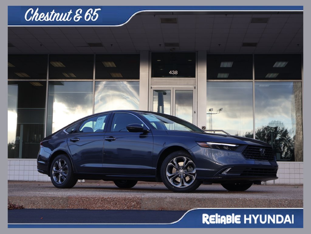 Used 2023 Honda Accord EX-L image 1