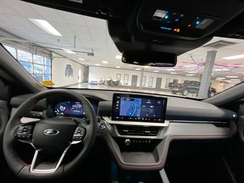 New 2026 Ford Explorer ST-Line w/ ST-Line Street Pack image 15