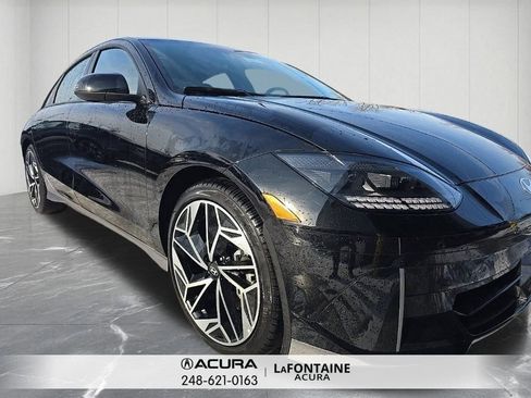 Used 2023 Hyundai Ioniq 6 SEL image 3