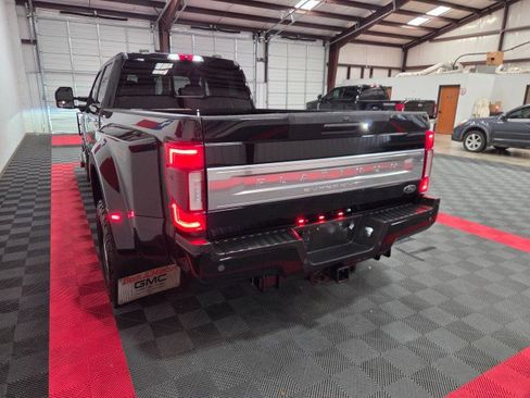Used 2022 Ford F350 Platinum image 28