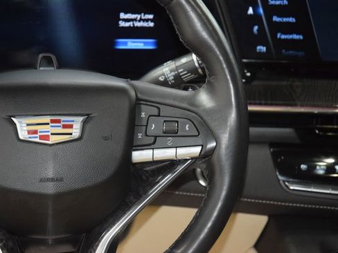 Used 2023 Cadillac Escalade Premium Luxury w/ Performance Package AWD/4WD image 39