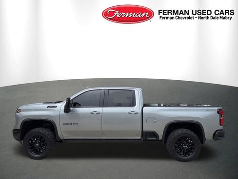 Used 2025 Chevrolet Silverado 2500 LTZ w/ Trail Boss Package image 6