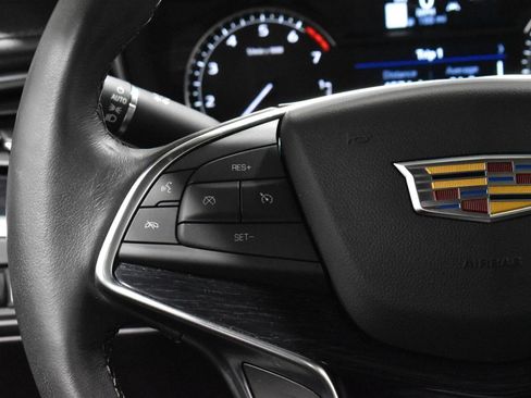 Certified 2025 Cadillac XT5 Premium Luxury w/ LPO, Floor Liner Package image 10