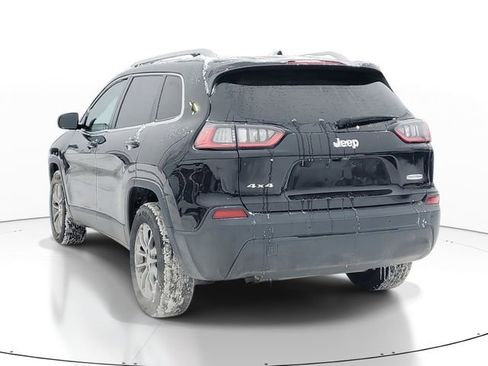Used 2019 Jeep Cherokee Latitude Plus w/ Cold Weather Group image 3