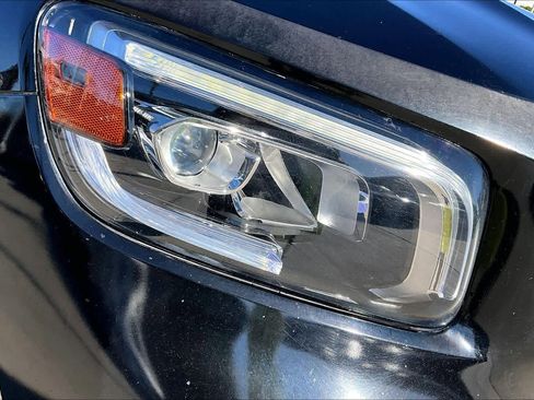 Used 2020 Mercedes-Benz GLB 250 GLB 250 image 27