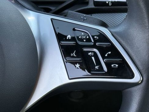 Used 2024 Mercedes-Benz C 300 Sedan image 16