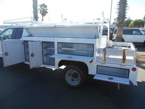 Used 2024 Ford F550 2WD SuperCab Super Duty image 25