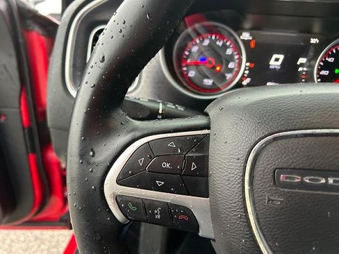 Used 2015 Dodge Charger SXT image 22