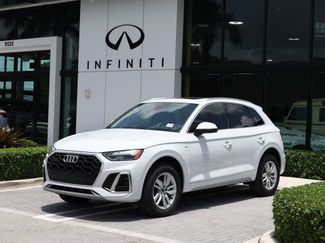 Used 2024 Audi Q5 2.0T Premium w/ Convenience Package AWD/4WD video 1