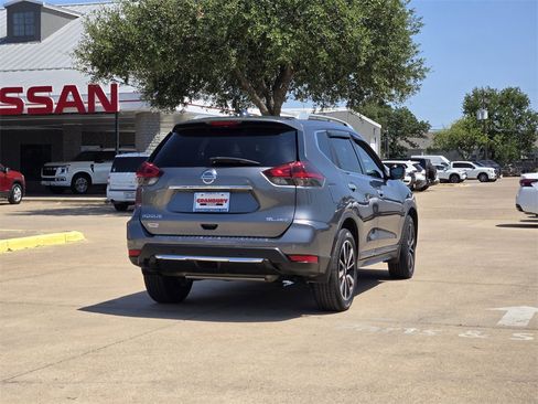 Used 2019 Nissan Rogue SL image 5