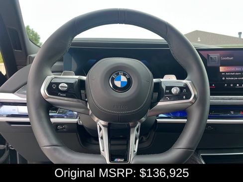 Used 2025 BMW 760i xDrive w/ Executive Package AWD/4WD image 36