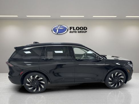 New 2026 Lincoln Nautilus Black Label w/ Jet Appearance Package image 5