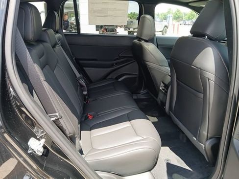 New 2026 Jeep Cherokee Limited AWD/4WD image 26