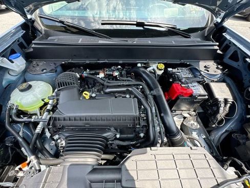 New 2025 Ford Maverick XLT w/ 4K Tow Package image 24