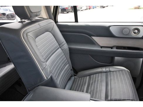 Used 2023 Lincoln Navigator Black Label image 15