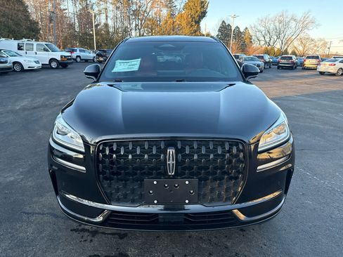 Used 2023 Lincoln Corsair Reserve w/ Equipment Group 201A image 8