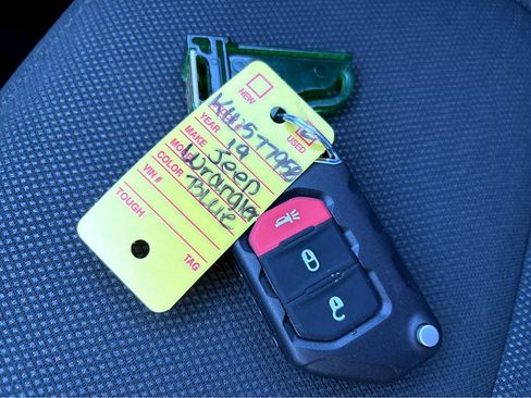 Used 2019 Jeep Wrangler Unlimited Sport S image 25