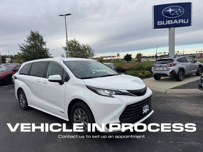 Used 2021 Toyota Sienna LE