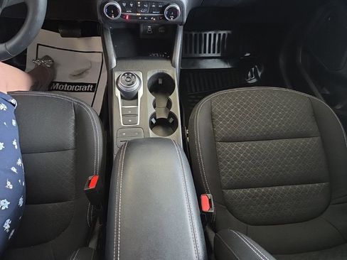 Used 2024 Ford Escape Active AWD/4WD image 23