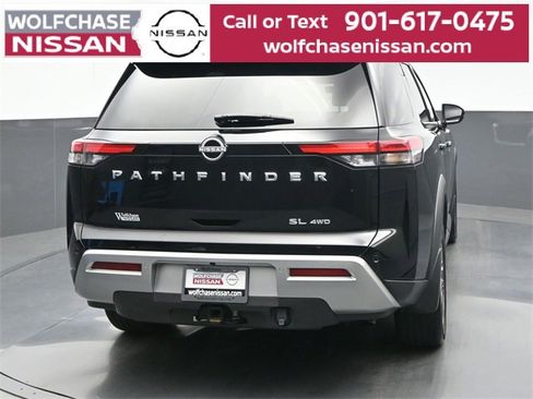 Used 2024 Nissan Pathfinder SL w/ SL Premium Package image 5