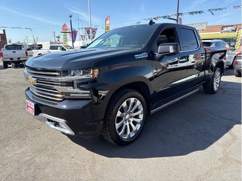 Used 2019 Chevrolet Silverado 1500 High Country w/ Technology Package AWD/4WD image 34