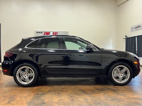 Used 2015 Porsche Macan S AWD/4WD image 10