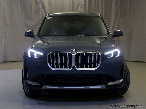 Used 2025 BMW X1 xDrive28i w/ Premium Package image 5