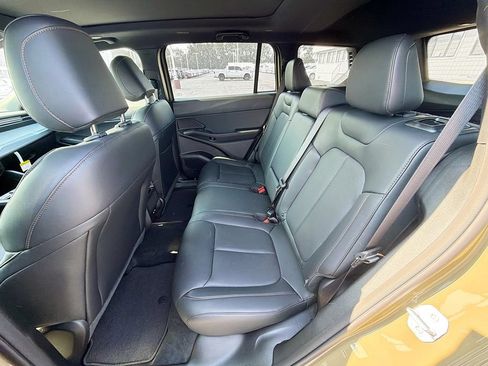New 2026 Jeep Cherokee Limited AWD/4WD image 32