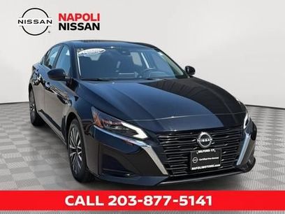 Used 2023 Nissan Altima 2.5 SV