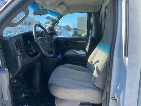 Used 2021 GMC Savana 3500 w/ Power Convenience Package image 12