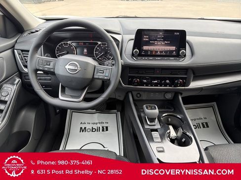 New 2026 Nissan Rogue SV image 31