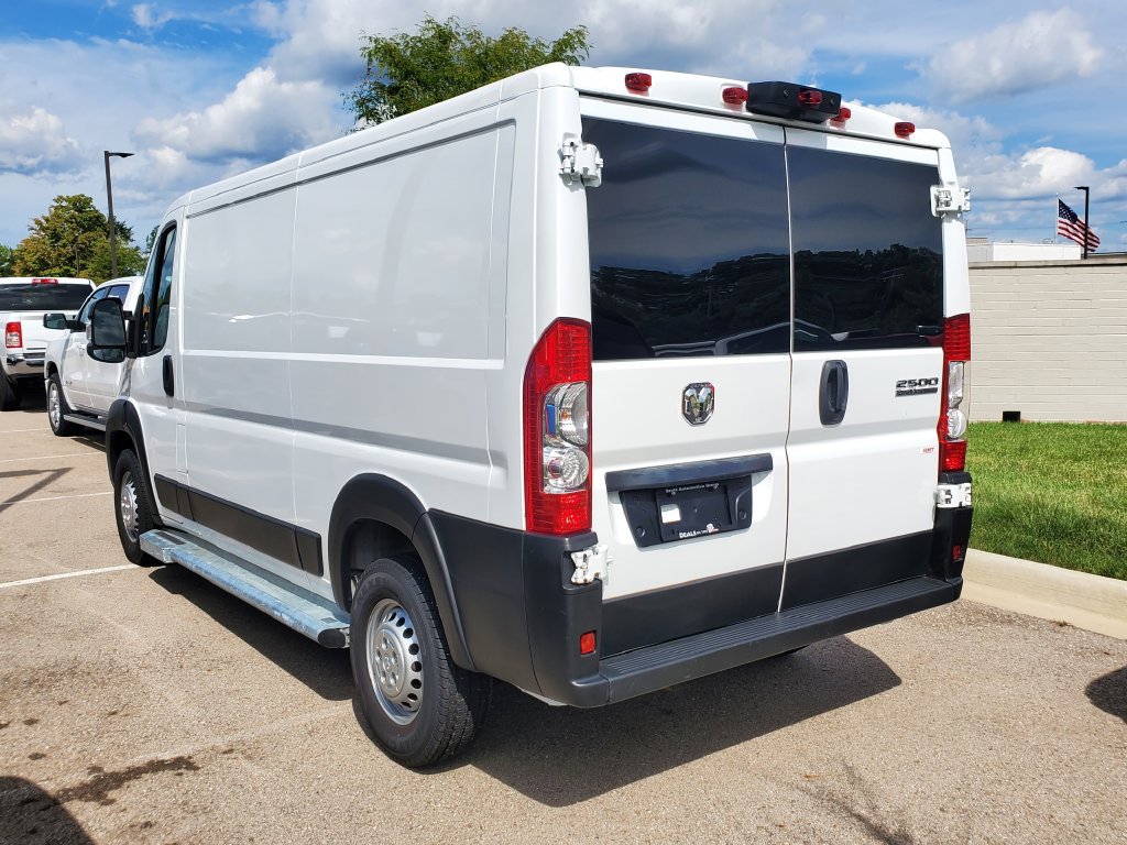 Used 2025 RAM ProMaster 2500 w/ U-Haul Equipment Group FWD image 3
