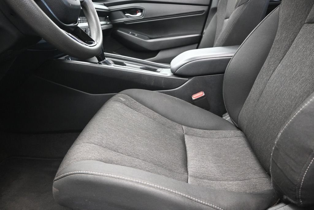 Used 2024 Honda Accord EX image 13