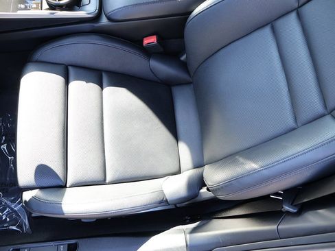 Used 2023 Porsche 911 Carrera w/ Premium Package image 33