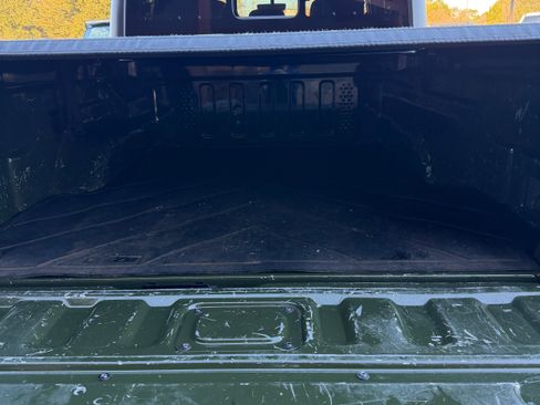 Used 2023 Jeep Gladiator Mojave w/ Cold Weather Group image 10