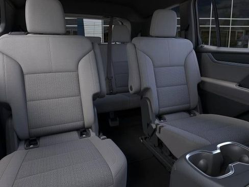 New 2026 GMC Acadia Elevation image 19