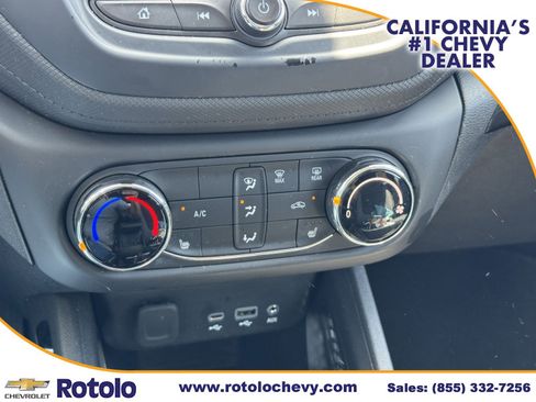 Used 2023 Chevrolet TrailBlazer LT FWD image 17