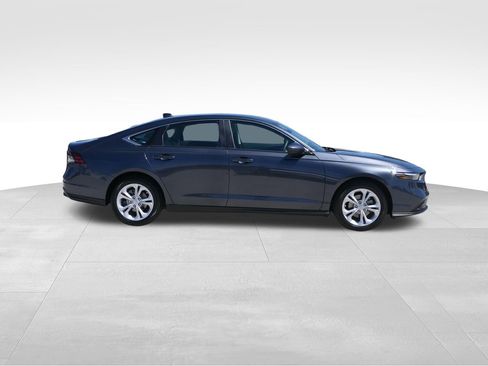 Used 2025 Honda Accord LX image 2