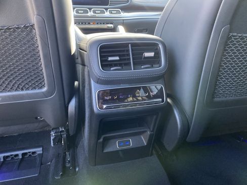 Used 2024 Mercedes-Benz GLS 63 AMG 4MATIC image 40