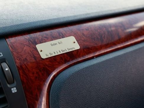 Used 2006 Cadillac DTS Limousine image 39