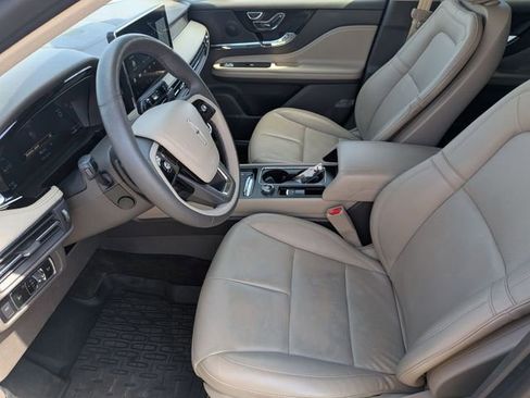 Certified 2023 Lincoln Corsair AWD w/ Equipment Group 101A image 12