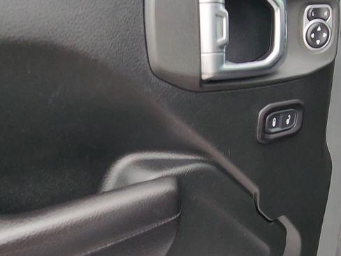Used 2019 Jeep Wrangler Unlimited Rubicon w/ Cold Weather Group AWD/4WD image 29