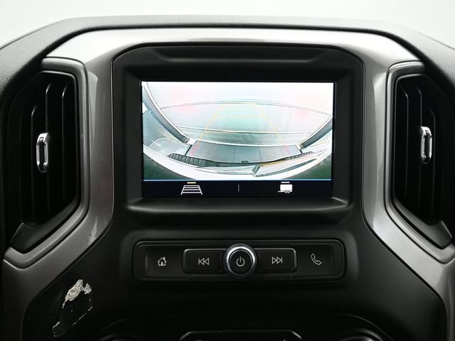 Used 2022 Chevrolet Silverado 2500 Custom w/ Custom Value Package AWD/4WD image 19