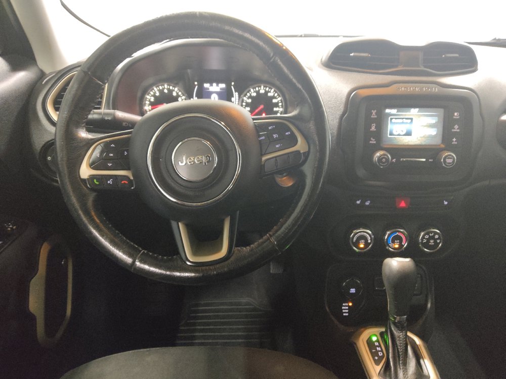 Used 2016 Jeep Renegade Latitude w/ Cold Weather Group AWD/4WD image 26